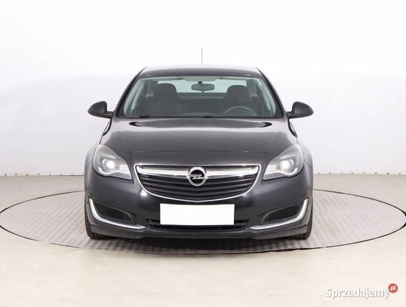 Czarny Używany 2015 Opel Insignia Sedan/Limuzyna | 33 999 zł (Dobra cena) - Obraz 1/4