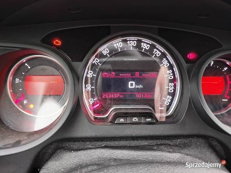 Używany 2008 Citroën C5 Exclusive | 5454 zł - Obraz 1/4