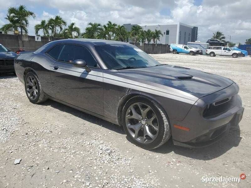 Używany Dodge Challenger SXT 2015 Coupe