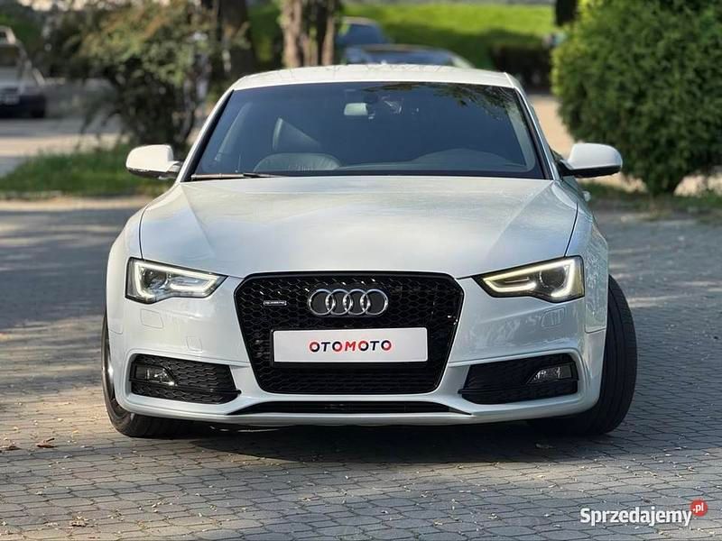 Biały Używany 2012 Audi A5 S-Line Coupe | 64 900 zł (Drogi) - Obraz 1/4