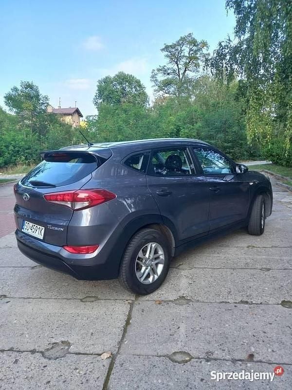 Szary Używany 2016 Hyundai Tucson SUV | 48 500 zł (Dobra cena) - Obraz 1/4