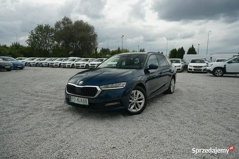 Niebieski (metalik) Używany 2021 Skoda Octavia Ambition Kombi | 59 900 zł (Dobra cena) - Obraz 1/4