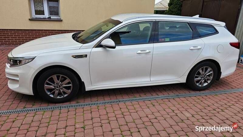 Biały Używany 2017 Kia Optima 2 Kombi | 55 500 zł (Uczciwa cena) - Obraz 1/4