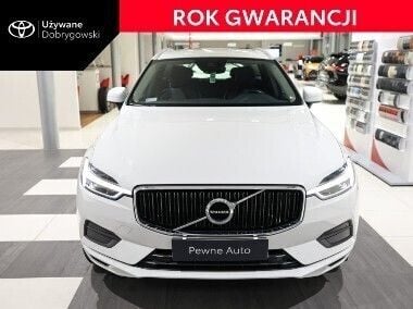 Biały Używany 2019 Volvo XC60 Momentum SUV | 149 850 zł (Drogi) - Obraz 1/4