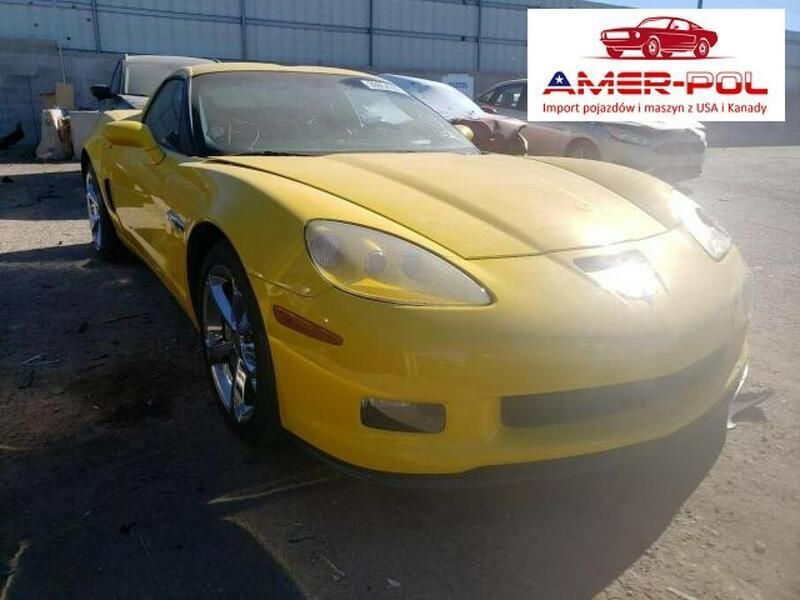 Żółty Używany 2012 Chevrolet Corvette Sport Coupe | 94 000 zł - Obraz 1/4