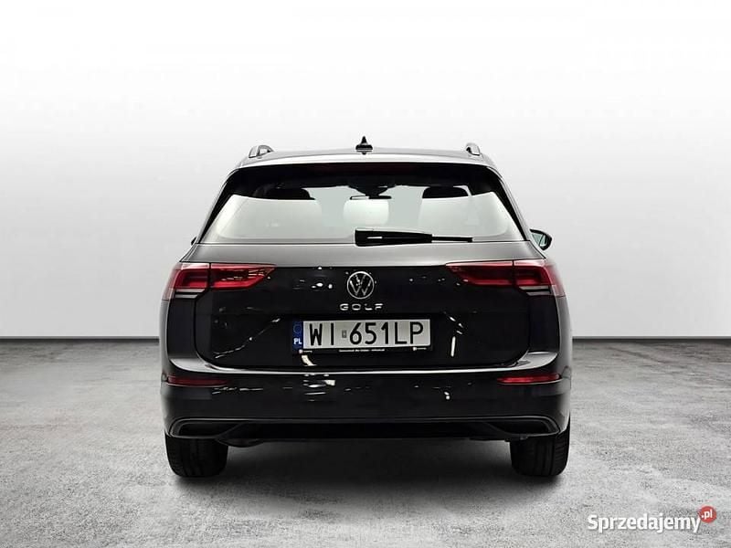 Używany VW Golf VIII Life 115 KM (84 kW) 2021 Szary Kombi