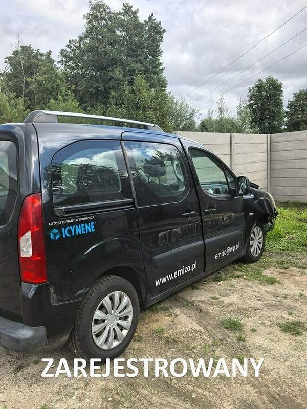 Czarny (metalik) Używany 2010 Citroën Berlingo Minivan | 4600 zł - Obraz 1/4