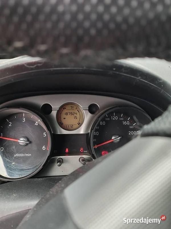 Używany Nissan Qashqai 106 KM (77 kW) 2007 Czarny SUV