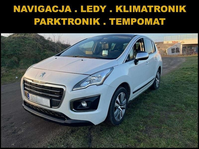 Biały (metalik) Używany 2015 Peugeot 3008 SUV | 24 999 zł - Obraz 1/4