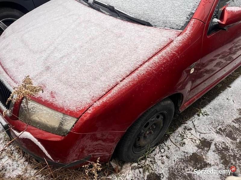 Używany Skoda Fabia 2003 Czerwony Kombi