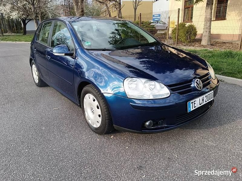 Używany VW Golf IV 2005 Granatowy Hatchback
