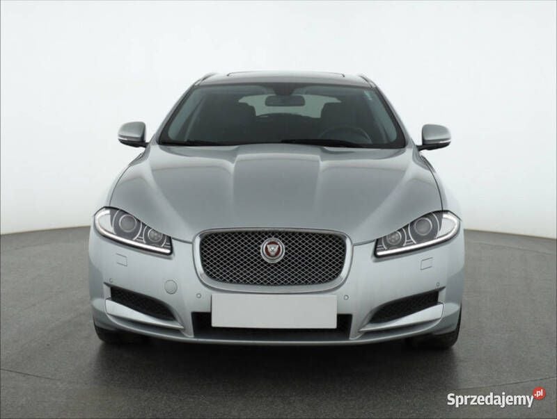 Srebrny Używany 2014 Jaguar XF Sedan/Limuzyna | 51 999 zł (Uczciwa cena) - Obraz 1/4