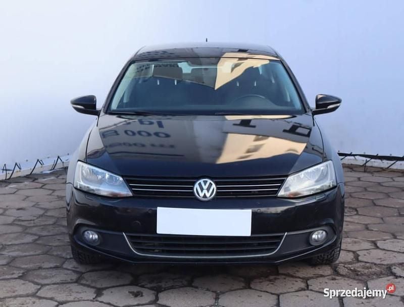 Używany VW Jetta 2013 Czarny Sedan/Limuzyna