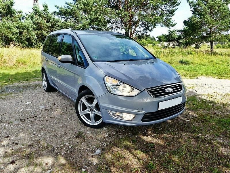 Używany Ford Galaxy Trend 140 KM (102 kW) 2012 Szary Minivan