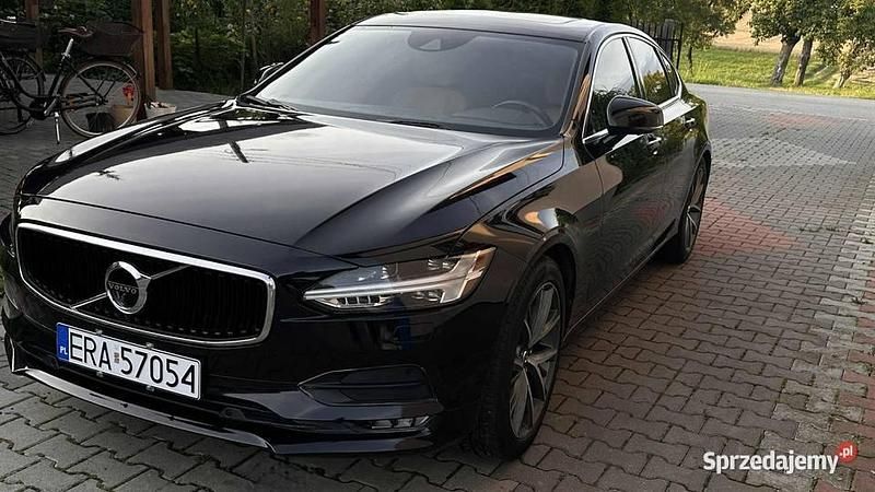 Używany 2016 Volvo S90 Momentum Sedan/Limuzyna | 84 200 zł (Uczciwa cena) - Obraz 1/4