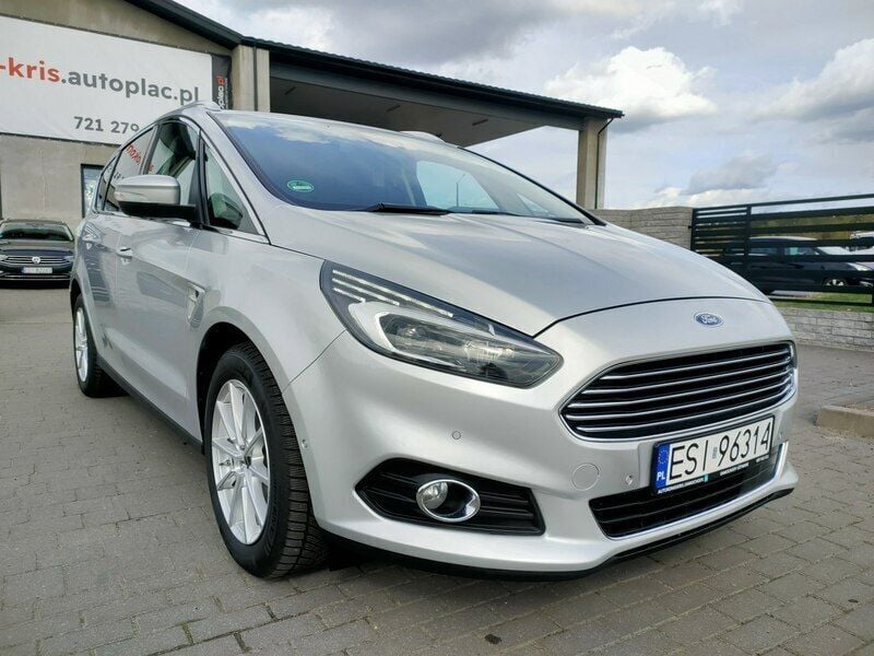 Srebrny (metalik) Używany 2018 Ford S-MAX S Minivan | 58 899 zł (Uczciwa cena) - Obraz 1/4