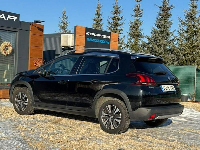 Używany Peugeot 2008 100 KM (73 kW) 2016 Czarny (metalik) SUV