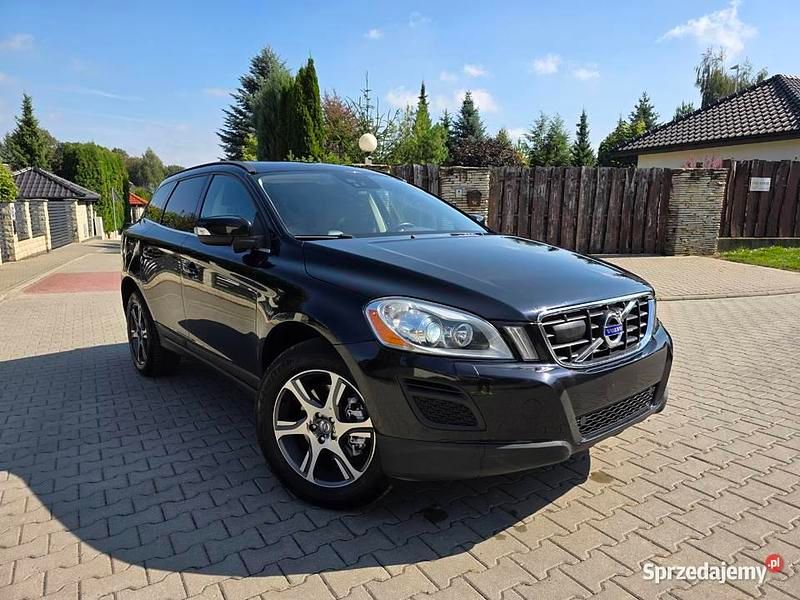 Czarny Używany 2013 Volvo XC60 SUV | 52 500 zł (Super Cena) - Obraz 1/4