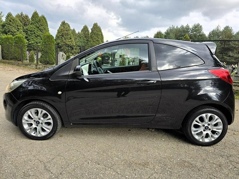 Używany Ford Ka 69 KM (50 kW) 2009 Czarny (metalik) Hatchback