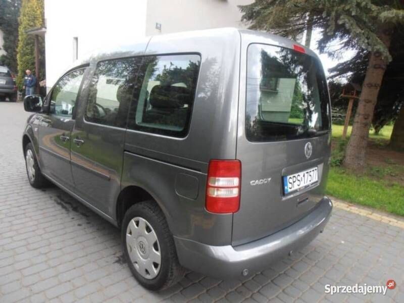 Używany VW Caddy 102 KM (75 kW) 2012 Minivan