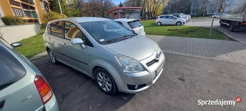 Srebrny Używany 2008 Toyota Corolla Verso Minivan | 16 000 zł (Uczciwa cena) - Obraz 1/4