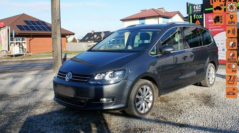 Szary (metalik) Używany 2013 VW Sharan Minivan | 53 700 zł (Dobra cena) - Obraz 1/4