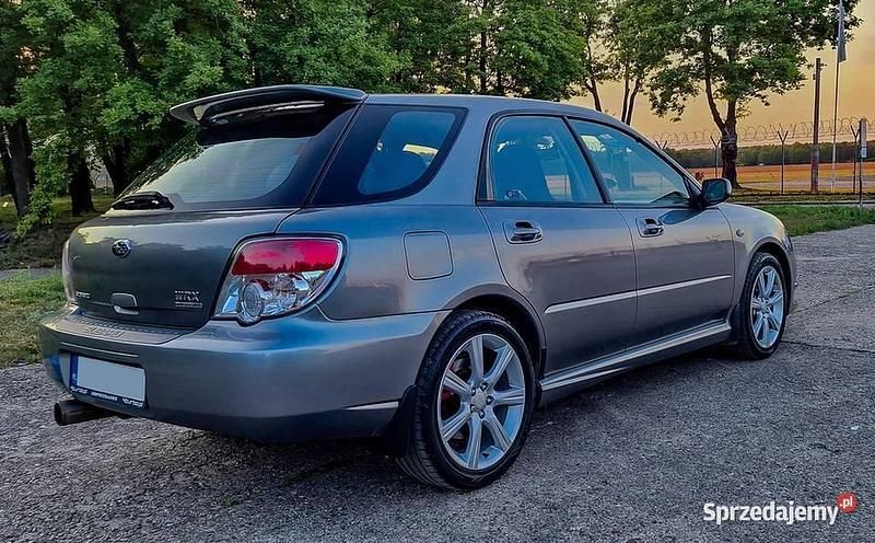 Używany Subaru Impreza 2006 Szary Kombi