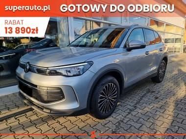 Srebrny Nowe 2025 VW Tiguan Life SUV | 187 600 zł - Obraz 1/4