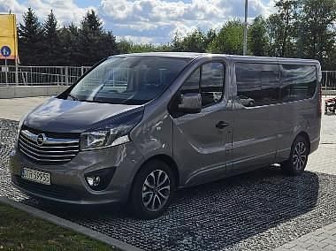 Używany Opel Vivaro 145 KM (106 kW) 2017 Szary Minivan