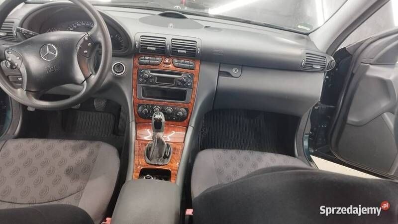 Używany Mercedes C180 2001 Zielony Sedan/Limuzyna