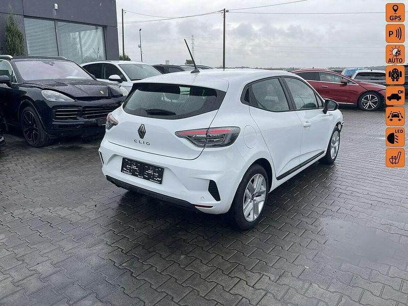 Biały Używany 2025 Renault Clio V Hatchback | 37 900 zł - Obraz 1/4