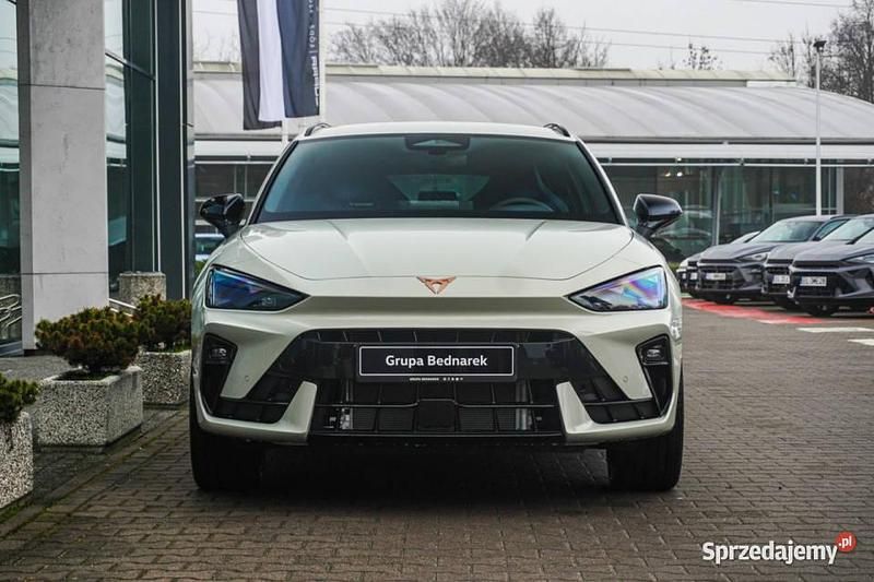 Nowe Cupra Leon 2025 Beżowy Kombi