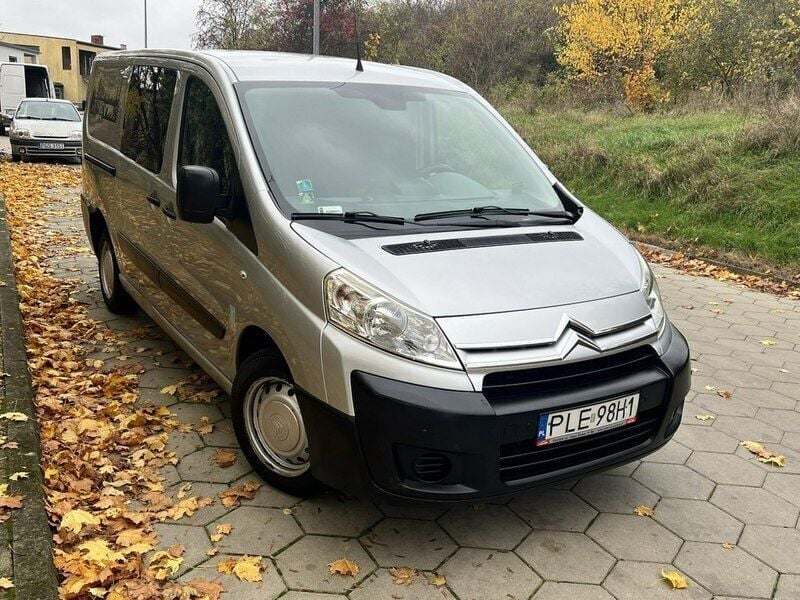 Srebrny Używany 2011 Citroën Jumpy Minivan | 21 999 zł - Obraz 1/4