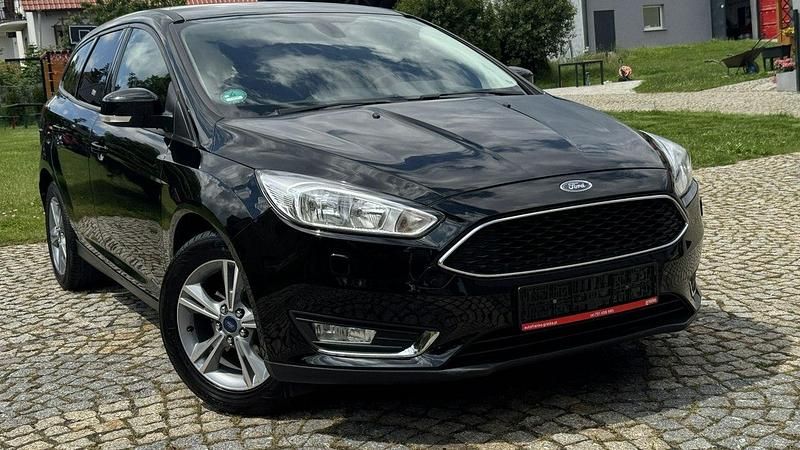 Czarny Używany 2016 Ford Focus Kombi | 26 900 zł (Super Cena) - Obraz 1/4