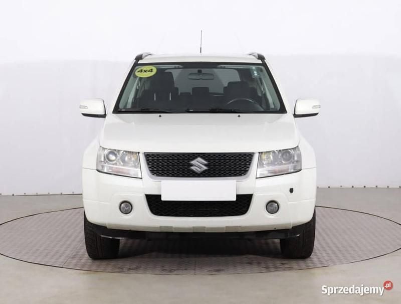 Biały Używany 2012 Suzuki Grand Vitara SUV | 24 999 zł - Obraz 1/4