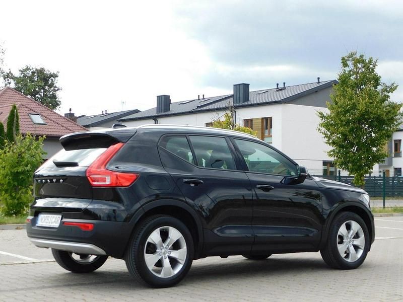 Używany Volvo XC40 150 KM (110 kW) 2020 Czarny SUV