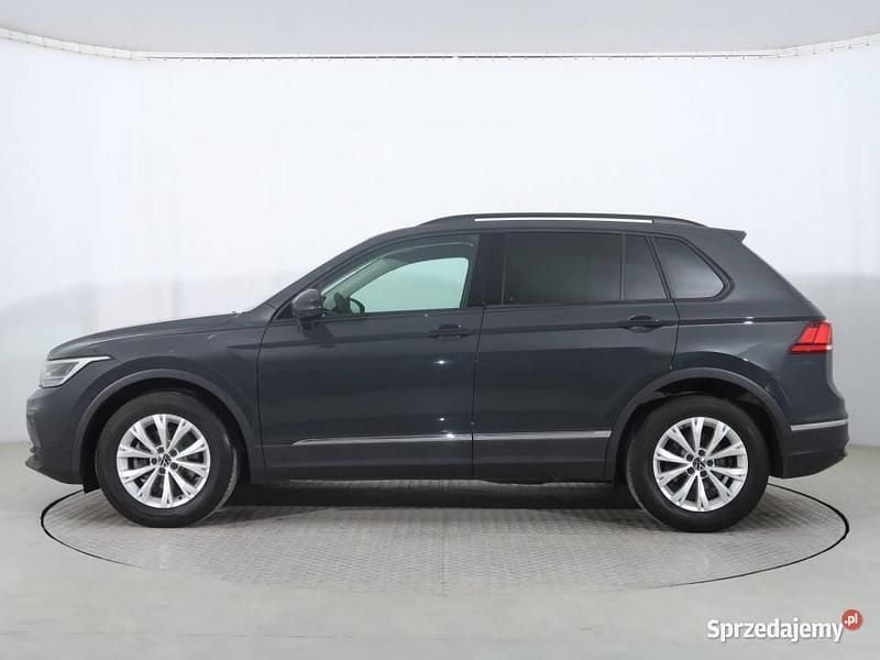 Używany VW Tiguan 2022 Szary SUV