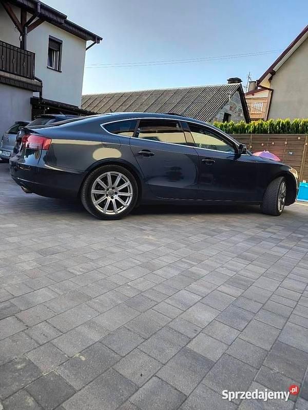 Używany 2010 Audi A5 Sportback Hatchback | 36 000 zł - Obraz 1/4
