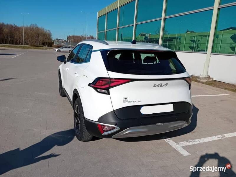 Biały Używany 2022 Kia Sportage 2 SUV | 92 900 zł (Uczciwa cena) - Obraz 1/4