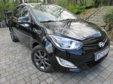Czarny Używany 2014 Hyundai i20 Comfort Hatchback | 23 900 zł (Dobra cena) - Obraz 1/4