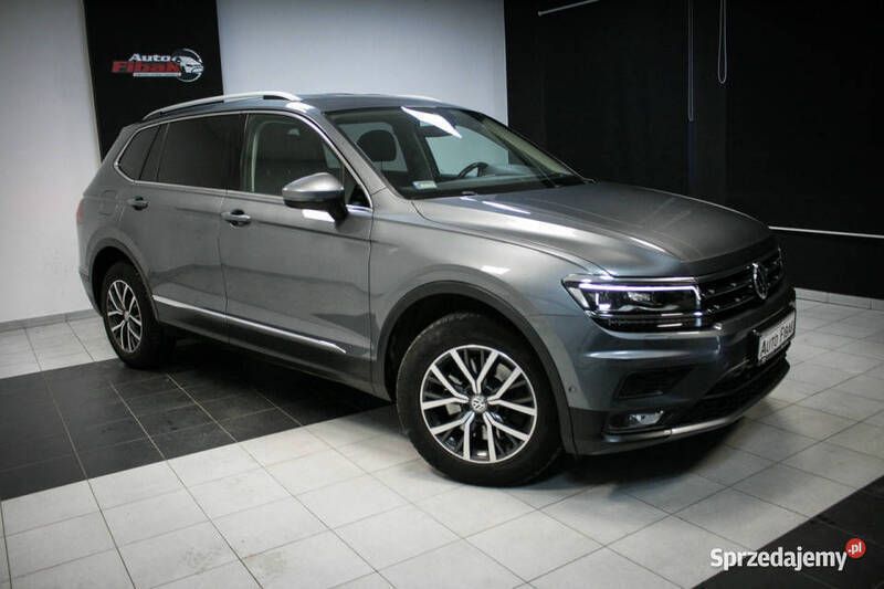 Szary Używany 2018 VW Tiguan Comfortline SUV | 111 900 zł - Obraz 1/4