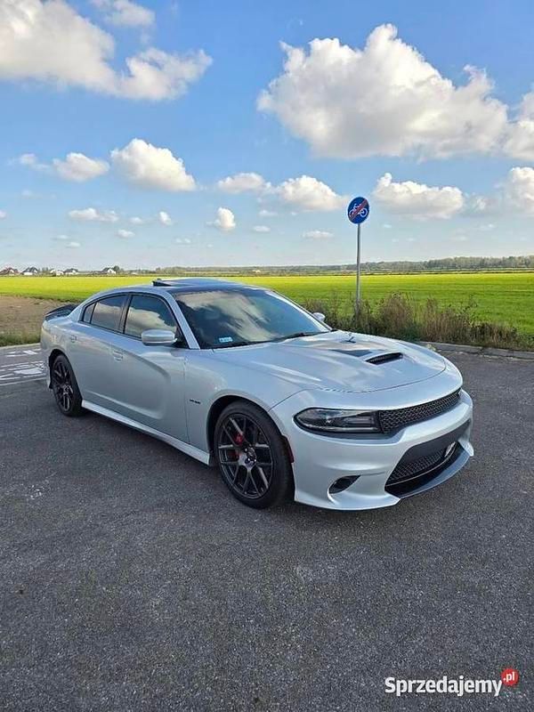 Srebrny Używany 2019 Dodge Charger Sedan/Limuzyna | 112 500 zł (Uczciwa cena) - Obraz 1/4