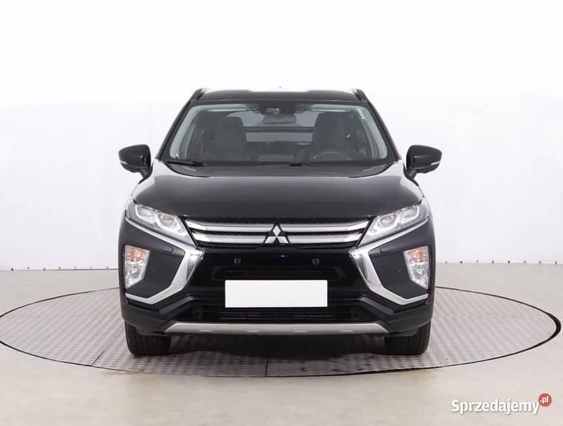 Używany Mitsubishi Eclipse 2017 Czarny SUV