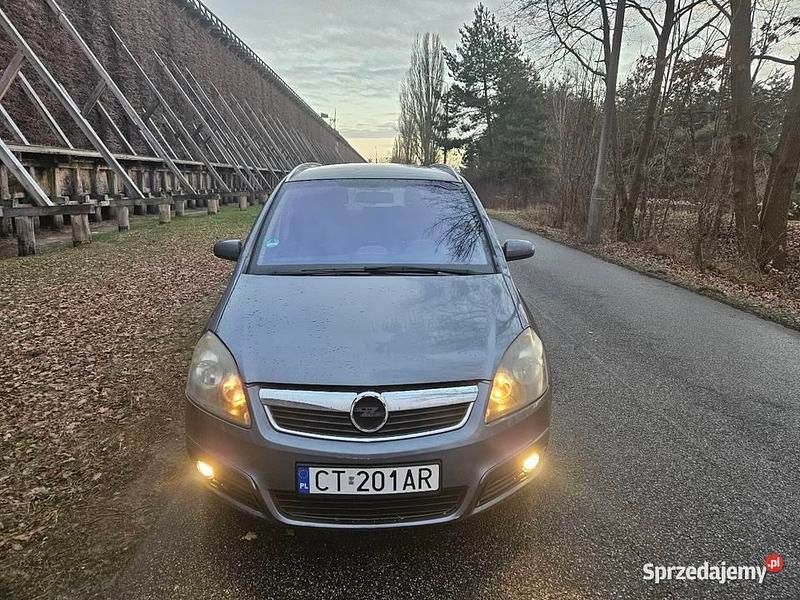 Używany Opel Zafira 2008 Minivan