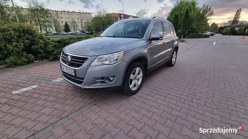 Szary Używany 2008 VW Tiguan SUV | 24 900 zł (Dobra cena) - Obraz 1/4
