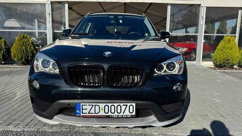 Czarny Używany 2014 BMW X1 SUV | 44 700 zł (Dobra cena) - Obraz 1/4