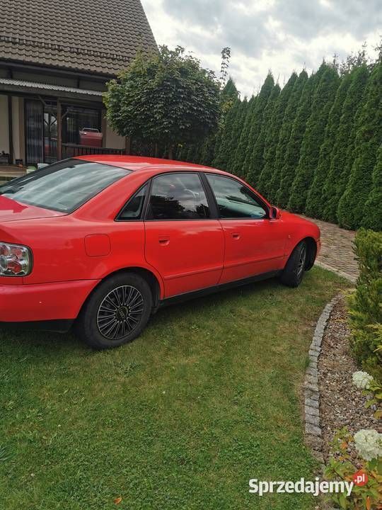 Używany Audi A4 1998 Czerwony Sedan/Limuzyna