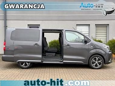 Szary Używany 2024 Citroën Spacetourer Minivan | 129 900 zł - Obraz 1/4