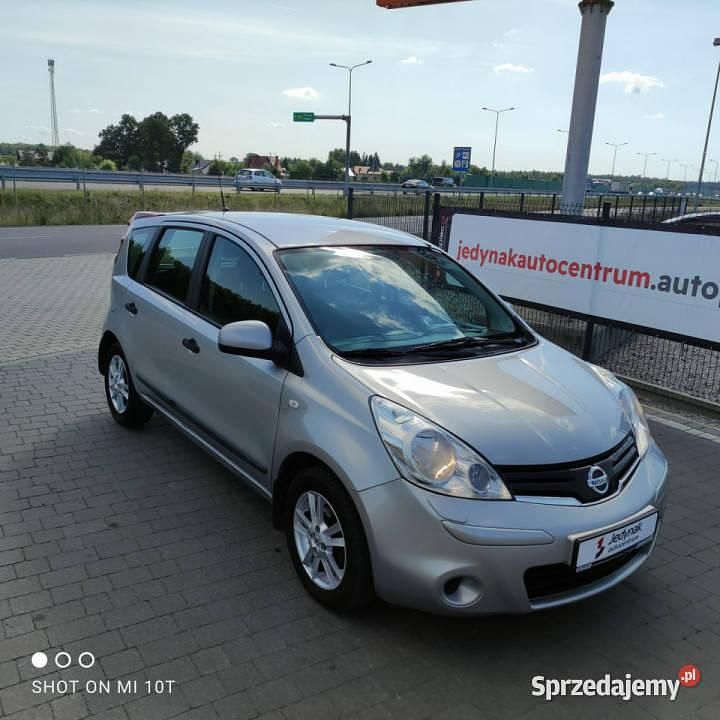 Srebrny Używany 2011 Nissan Note Minivan | 18 800 zł (Uczciwa cena) - Obraz 1/4