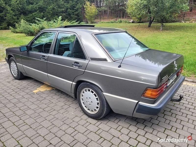 Używany 1990 Mercedes 190 Sedan/Limuzyna | 16 900 zł - Obraz 1/4